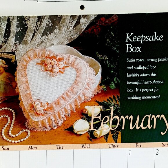 Plastic Canvas 1991 Calendar The Needlecraft Shop 12 Projects 28 Pages Vtg - Picture 4 of 16